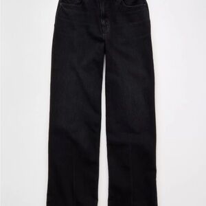 AE Strigid Curvy Super High-Waisted Baggy Straight Jean
